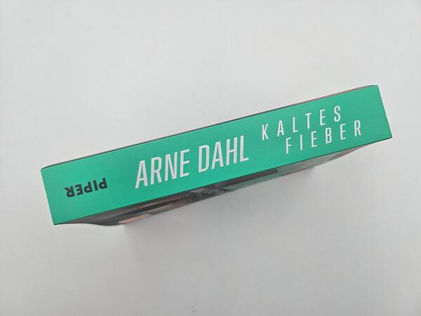 Außenansicht des Buches „Kaltes Fieber“