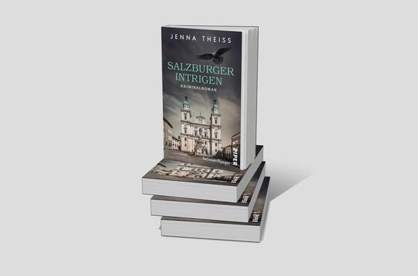 Bücherstapel des Buches „Salzburger Intrigen“