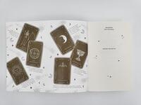 Innenansicht des Buches „Sister of the Moon“