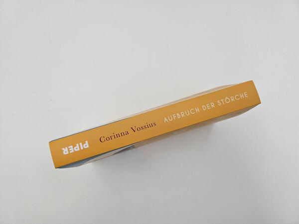 Innenansicht des Buches „Aufbruch der Störche“