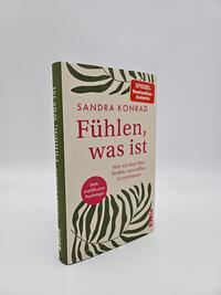 Außenansicht des Buches „Fühlen, was ist“