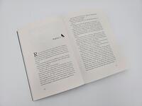 Innenansicht des Buches „Die Essenz des Bösen“