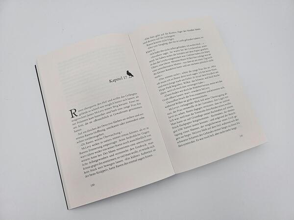 Innenansicht des Buches „Die Essenz des Bösen“