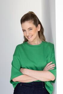 Jennifer  Sieglar