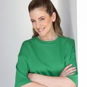 Jennifer  Sieglar