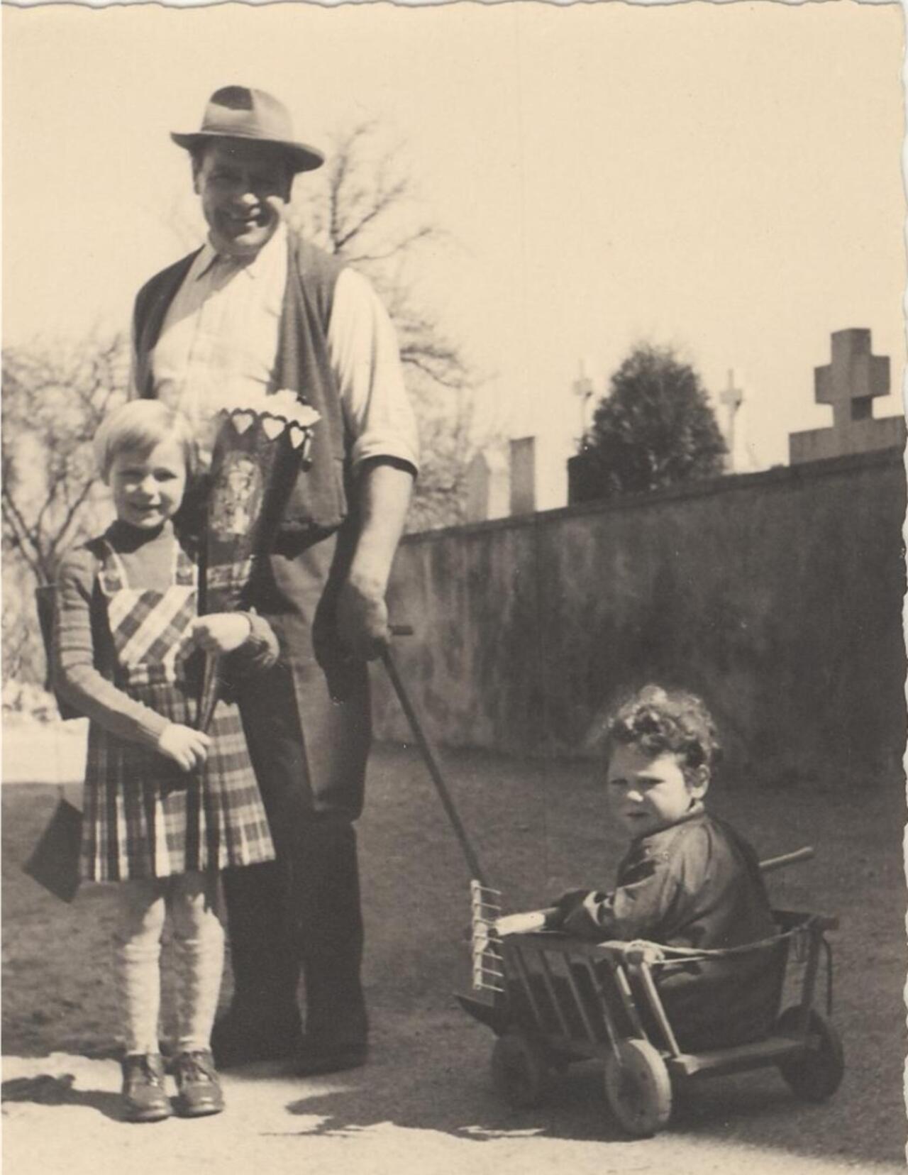 Karl Amann senior mit Kindern Karl und Elisabeth