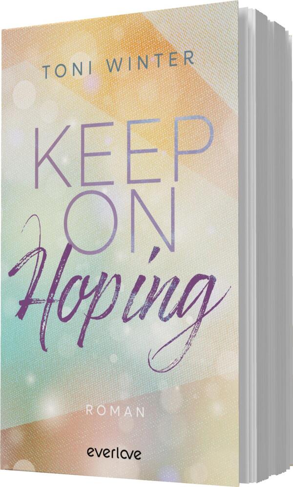 Das Buchcover zeigt einen sanften Farbverlauf in Pastelltönen, der von einem warmen Orange über zartes Lila bis zu einem hellen Creme reicht. Der Titel „KEEP ON HOPING“ ist prominent in einer Mischung aus schlichten und eleganten Schriftarten gestaltet, wobei „Hoping“ künstlerisch hervorgehoben ist. Darunter steht der Schriftzug „ROMAN“ in einer klaren, serifenlosen Typografie. Die insgesamt verträumte Atmosphäre wird durch verschwommene Lichtpunkte unterstrichen. Der Autor Toni Winter ist an oberster Stelle platziert.