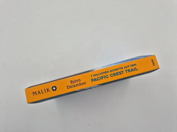 Außenansicht des Buches „7 Millionen Schritte auf dem Pacific Crest Trail“