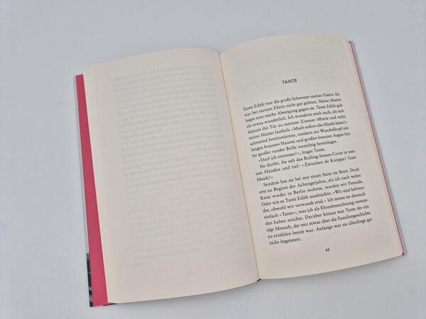 Außenansicht des Buches „Vielleicht wollte er gar nicht schweigen, er fand bloß die Worte nicht“