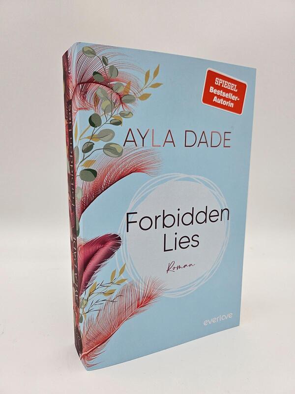 Außenansicht des Buches „Forbidden Lies“