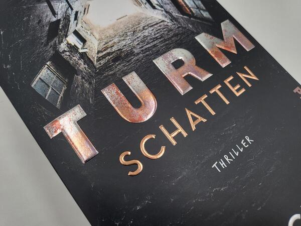 Innenansicht des Buches „Turmschatten“
