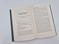 Außenansicht des Buches „Fragen“