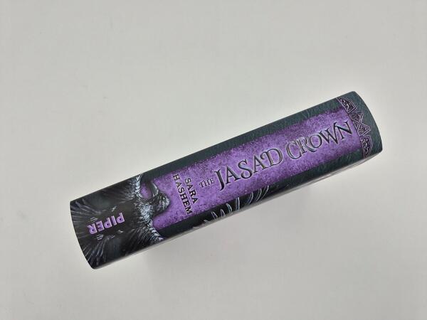 Außenansicht des Buches „The Jasad Crown“