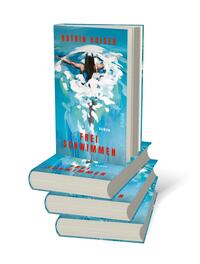 Bücherstapel des Buches „Frei schwimmen“