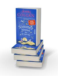 Bücherstapel des Buches „Sommerhimmel über dir und mir“