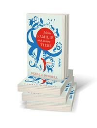 Bücherstapel des Buches „Meine Familie und andere Tiere“