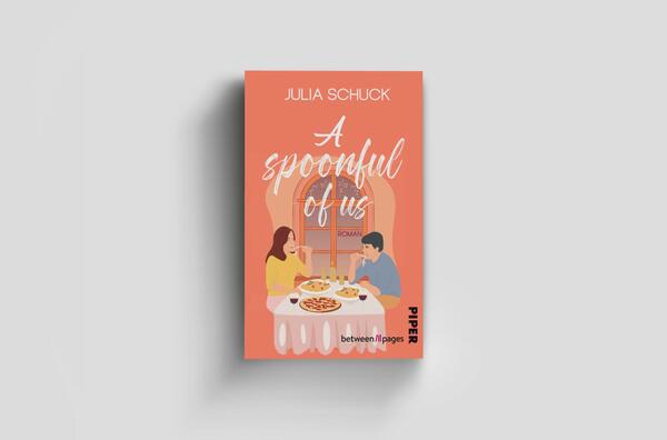 Außenansicht des Buches „A spoonful of us“