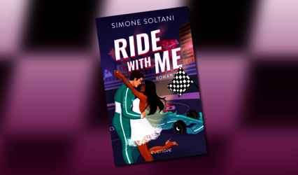 Cover von „Ride with me“ von Simone Soltani auf lila Hintergrund, durch den schwarz-weißes Karomuster durchschimmert