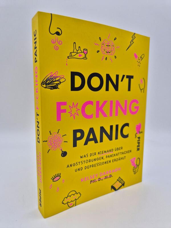 Außenansicht des Buches „Don't f*cking panic“