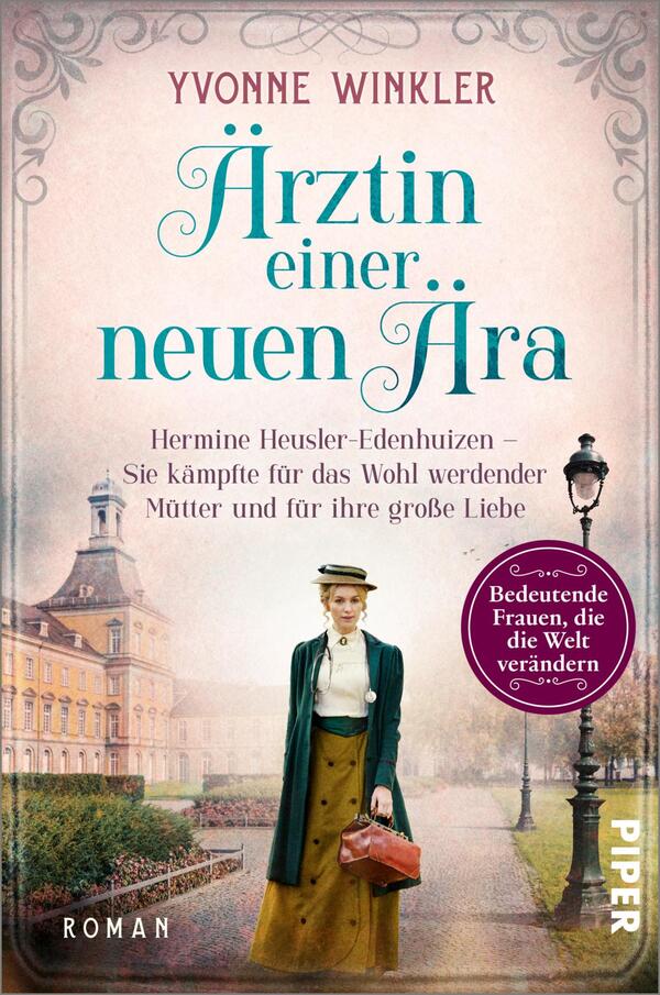 Das Buchcover zeigt eine historische Frauenfigur in einem eleganten, bodenlangen Kleid, umgeben von einer sanften, pastellfarbenen Hintergrundgestaltung. Der Titel „Ärztin einer neuen Ära“ ist in großen, auffälligen Buchstaben in Türkisfarben dargestellt. Unter dem Titel befindet sich der Name der Autorin, Yvonne Winkler, in einer schmaleren Schrift. Am unteren Rand ist eine kurze Beschreibung platziert, die auf die Lebensgeschichte von Hermine Heusler-Edenhuizen hinweist. Ein runder, pinker Button trägt den Text: „Bedeutsame Frauen, die die Welt verändern“.