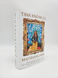 Außenansicht des Buches „Matriarchin“