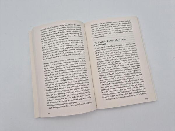 Außenansicht des Buches „Nicht ohne meine Eltern“