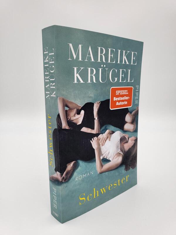 Innenansicht des Buches „Schwester“