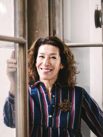 Adele Neuhauser