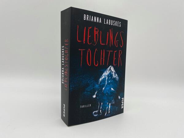 Innenansicht des Buches „Lieblingstochter“