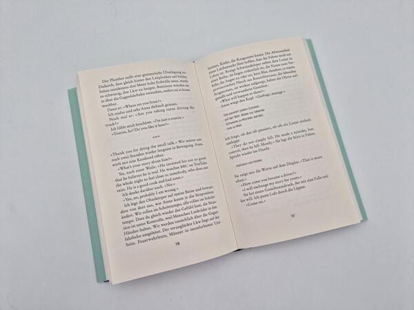 Außenansicht des Buches „Wir Königinnen“