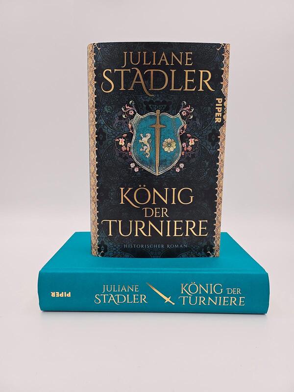 Innenansicht des Buches „König der Turniere“