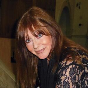 Foto von Lesley-Ann Jones