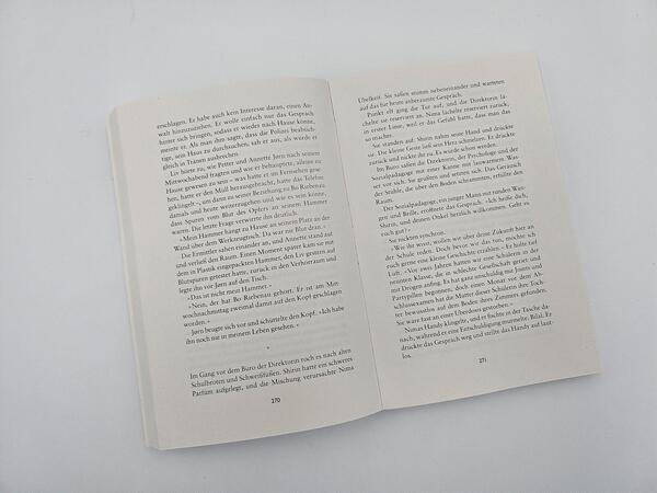 Außenansicht des Buches „Schwelbrand“