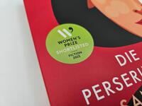Außenansicht des Buches „Die Perserinnen“