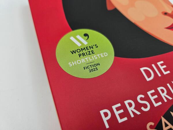 Außenansicht des Buches „Die Perserinnen“