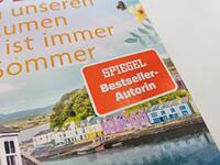 Außenansicht des Buches „In unseren Träumen ist immer Sommer“