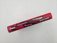 Außenansicht des Buches „Standing Ovations“