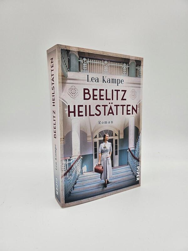 Innenansicht des Buches „Beelitz Heilstätten“