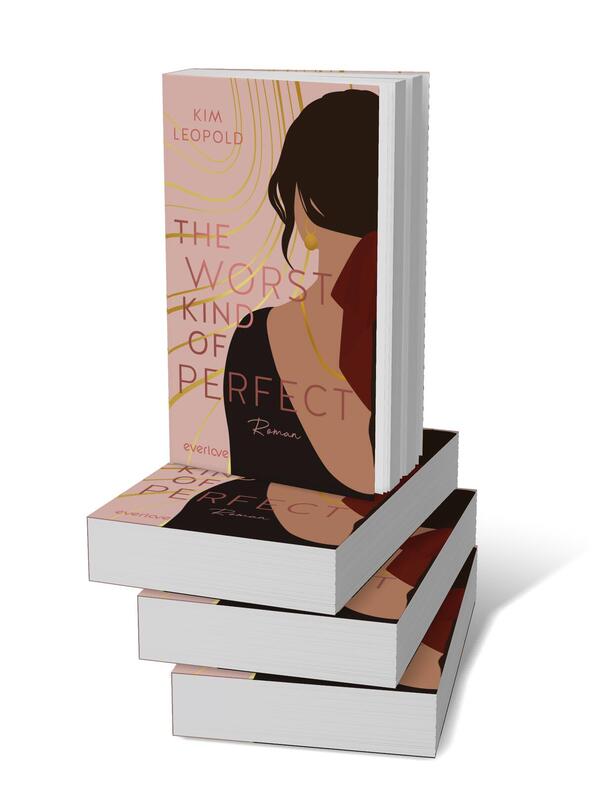 Bücherstapel des Buches „The Worst Kind of Perfect“