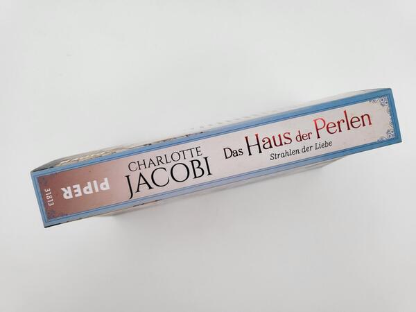 Innenansicht des Buches „Das Haus der Perlen – Strahlen der Liebe“