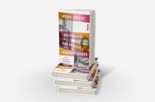 Bücherstapel des Buches „Die Frauen der Familie Feuchtwanger“
