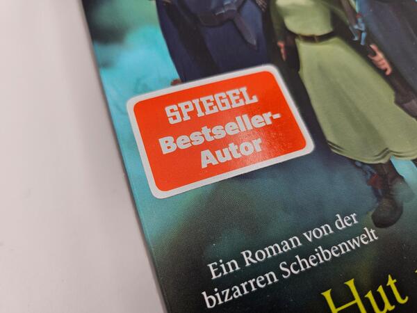 Außenansicht des Buches „Ein Hut voller Sterne“