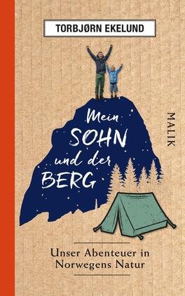 Das Buchcover zeigt eine grüne Berglandschaft mit zwei Figuren, einem Erwachsenen und einem Kind, die glücklich auf einem Felsen stehen. Der Titel „Mein SOHN und der BERG“ ist in dynamischer, weißer Schrift zentral platziert. Unter dem Titel steht der Untertitel „Unser Abenteuer in Norwegens Natur“ in kleinerer, grauer Schrift. Die Farbpalette umfasst erdige Töne mit einem orangefarbenen Streifen am linken Rand. Ein stilisiertes Zelt ist am unteren Rand des Covers abgebildet, was das Camping-Thema unterstreicht. Der Name des Autors, Torbjørn Ekelund, ist oben in einem schlichten, grauen Kästchen platziert.