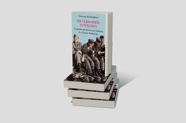 Bücherstapel des Buches „Die verdammte Generation“