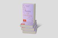 Bücherstapel des Buches „Pages unwritten“