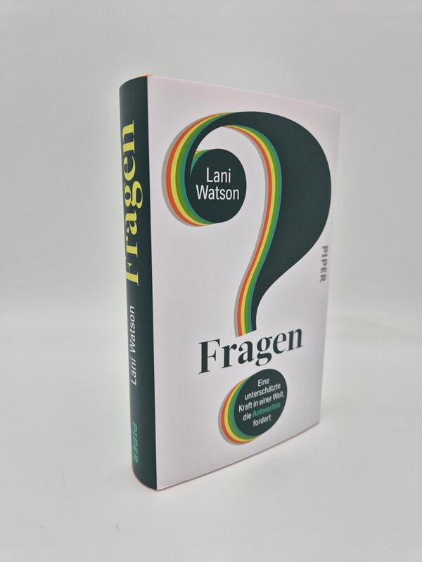 Außenansicht des Buches „Fragen“