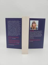 Außenansicht des Buches „Bitch – Ein revolutionärer Blick auf Sex, Evolution und die Macht des Weiblichen im Tierreich“