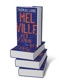 Bücherstapel des Buches „Melville verschwindet“