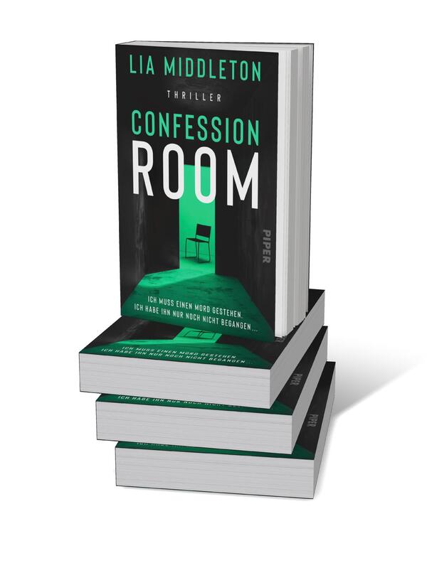 Bücherstapel des Buches „Confession Room“