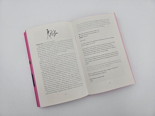 Innenansicht des Buches „A Thousand Words Missing“
